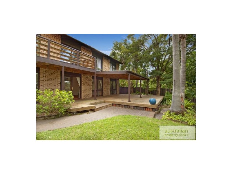 8 Stanley Pl, Illawong NSW 2234