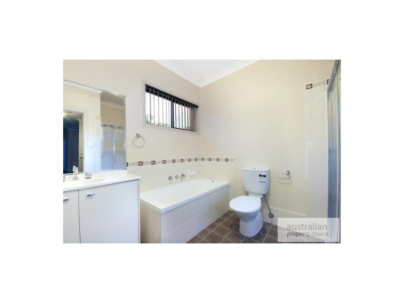 17 Warraba St, Hurstville NSW 2220