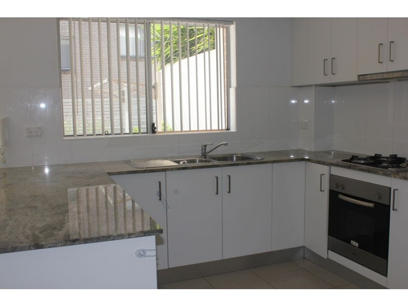 7/14 Coleridge St, Riverwood NSW 2210