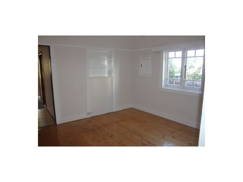 19 Angus St, Earlwood NSW 2206