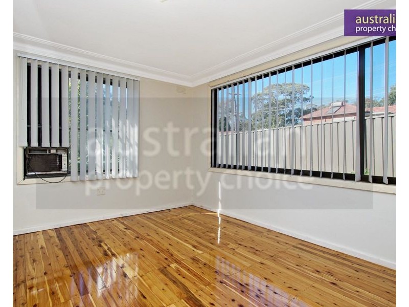 9 The Horsley Drive, Carramar NSW 2163