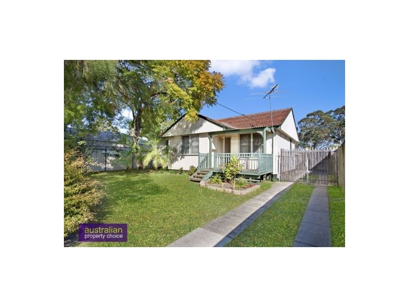91 Derna Rd, Holsworthy NSW 2173