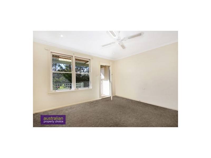 91 Derna Rd, Holsworthy NSW 2173