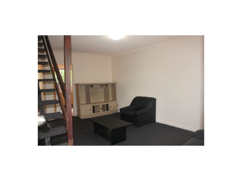 8/76 Duntroon Street, Hurlstone Park NSW 2193