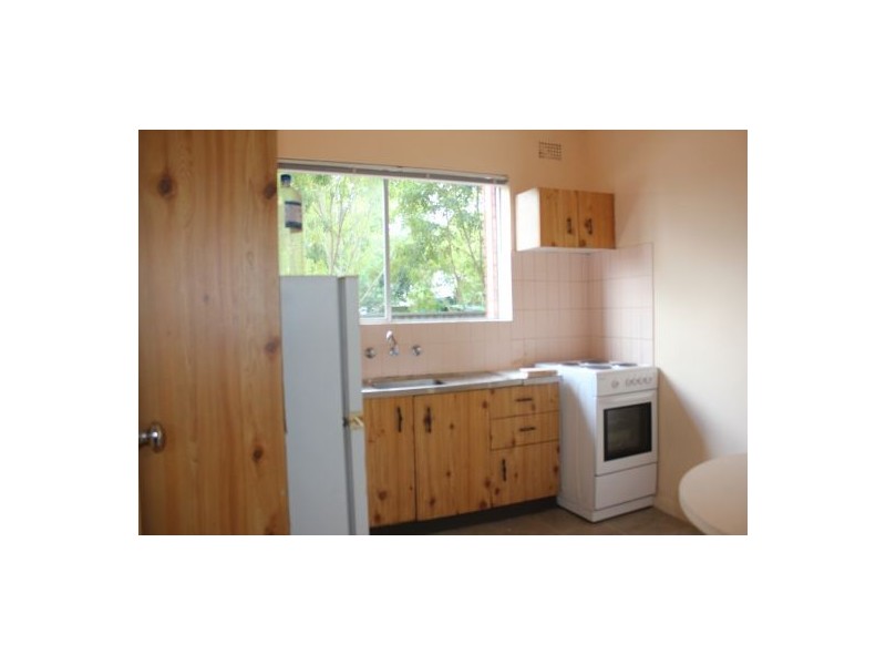 8/76 Duntroon Street, Hurlstone Park NSW 2193