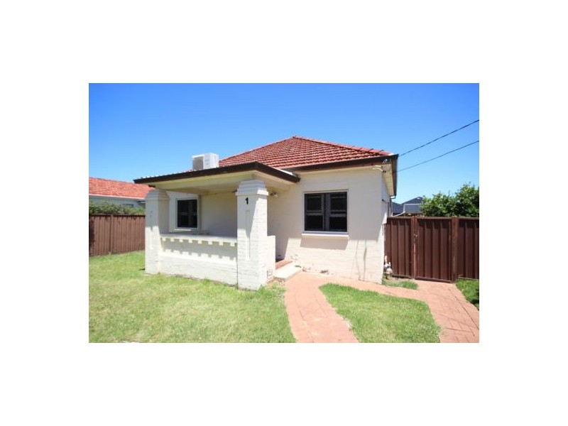 1 Stephenson, Roselands NSW 2196