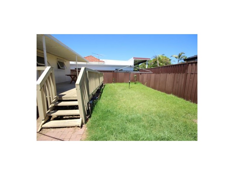 1 Stephenson, Roselands NSW 2196