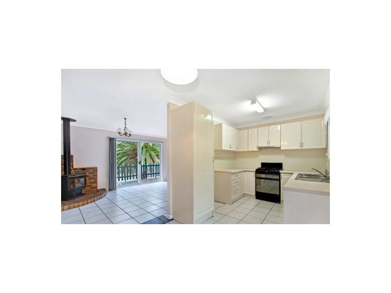 104 Lakedge Avenue, Berkeley Vale NSW 2261