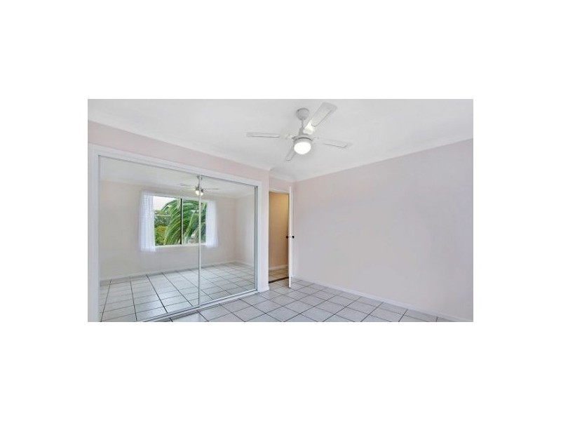 104 Lakedge Avenue, Berkeley Vale NSW 2261