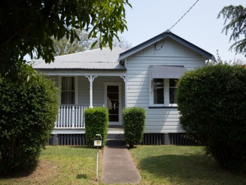 6 Scott Street, Muswellbrook NSW 2333