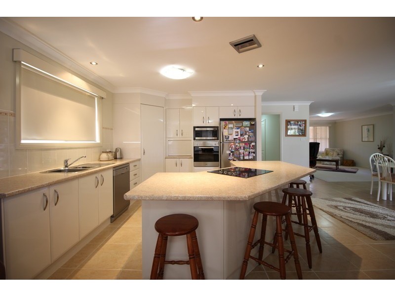 33 Bhima Drive, Scone NSW 2337