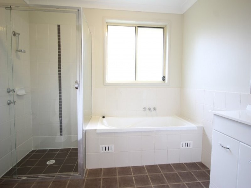 14 Bimbadeen Drive, Muswellbrook NSW 2333