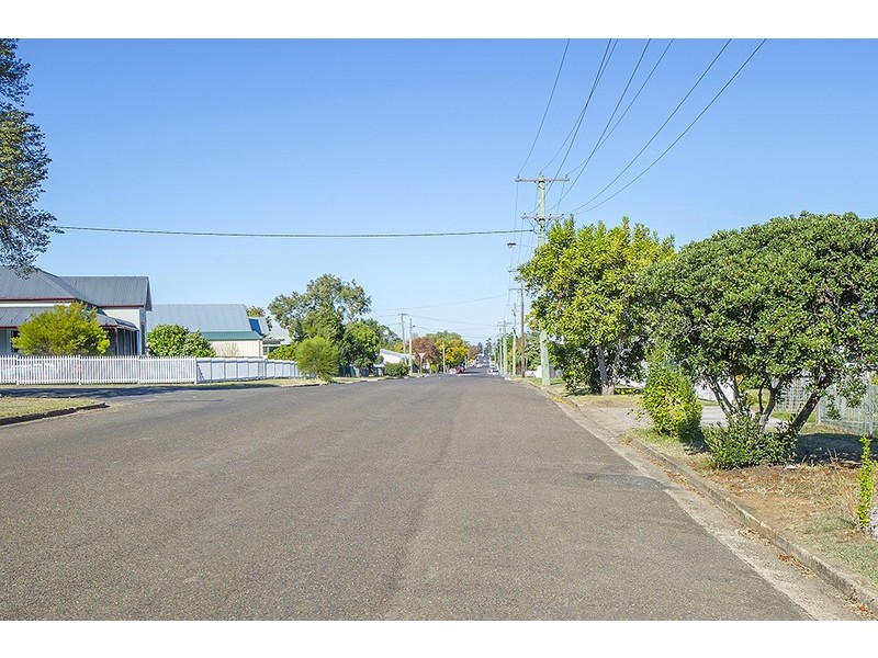 4 Main Street, Scone NSW 2337
