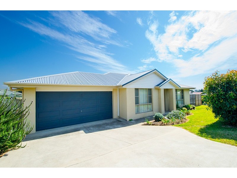 2/4 Silky Oak Close, Muswellbrook NSW 2333