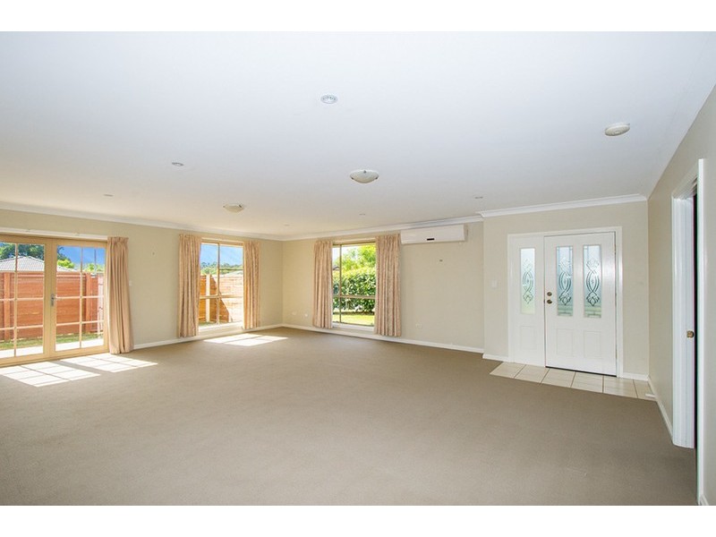 2/4 Silky Oak Close, Muswellbrook NSW 2333