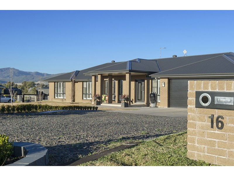 16 Kookaburra Avenue, Scone NSW 2337