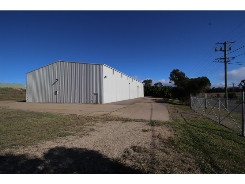 3 Thomas Mitchell Drive (cnr Blakefield Road), Muswellbrook NSW 2333