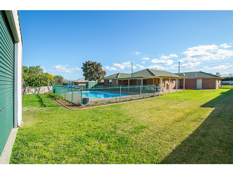 102 Barton Street, Scone NSW 2337