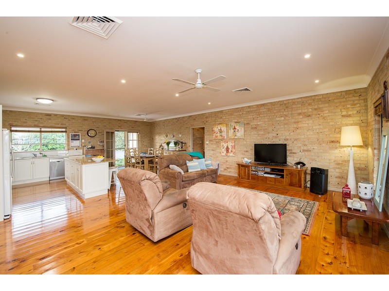 11 Halstead Close, Scone NSW 2337