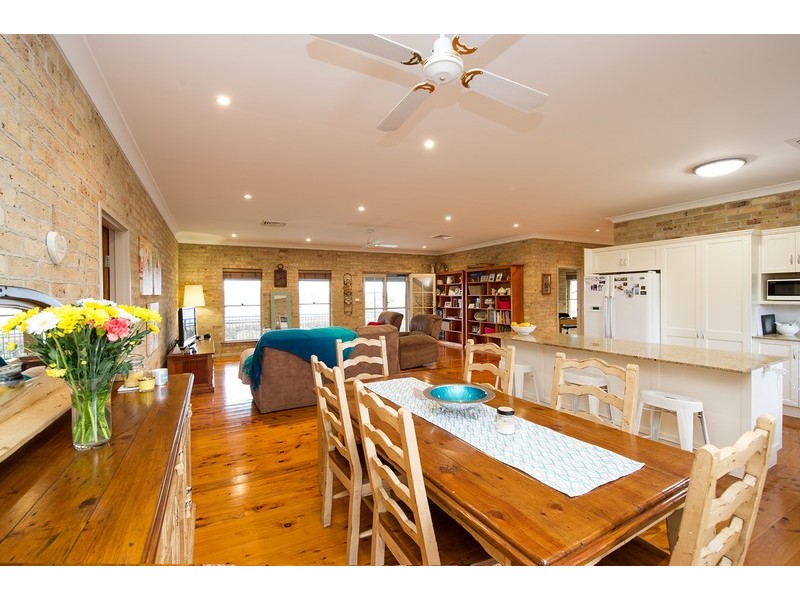 11 Halstead Close, Scone NSW 2337