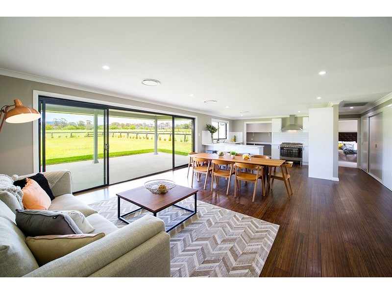 10 Somerset Place, Scone NSW 2337