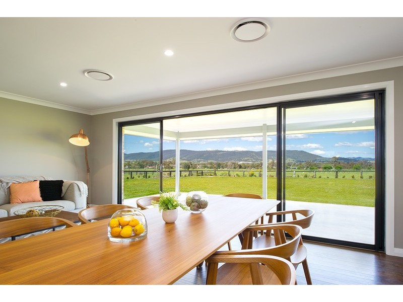 10 Somerset Place, Scone NSW 2337