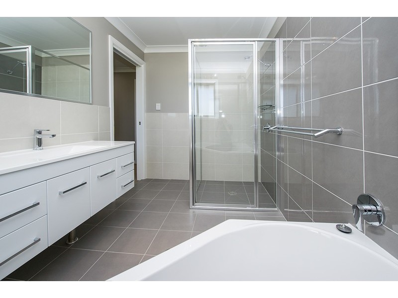 10 Somerset Place, Scone NSW 2337