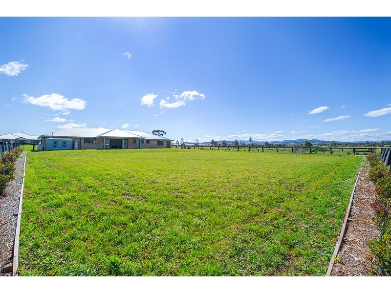 10 Somerset Place, Scone NSW 2337