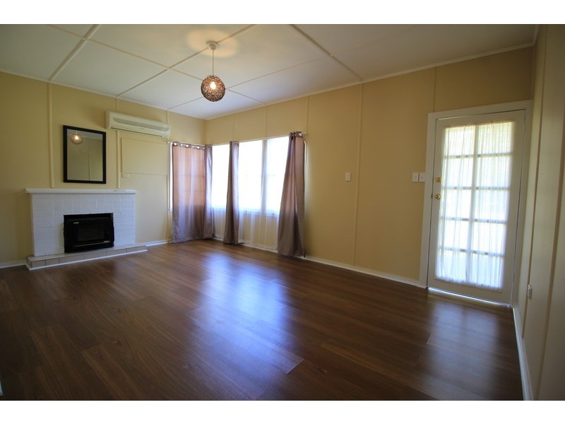 16 Forbes Street, Muswellbrook NSW 2333