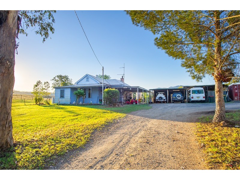 1967 Hunter Road, Gundy NSW 2337