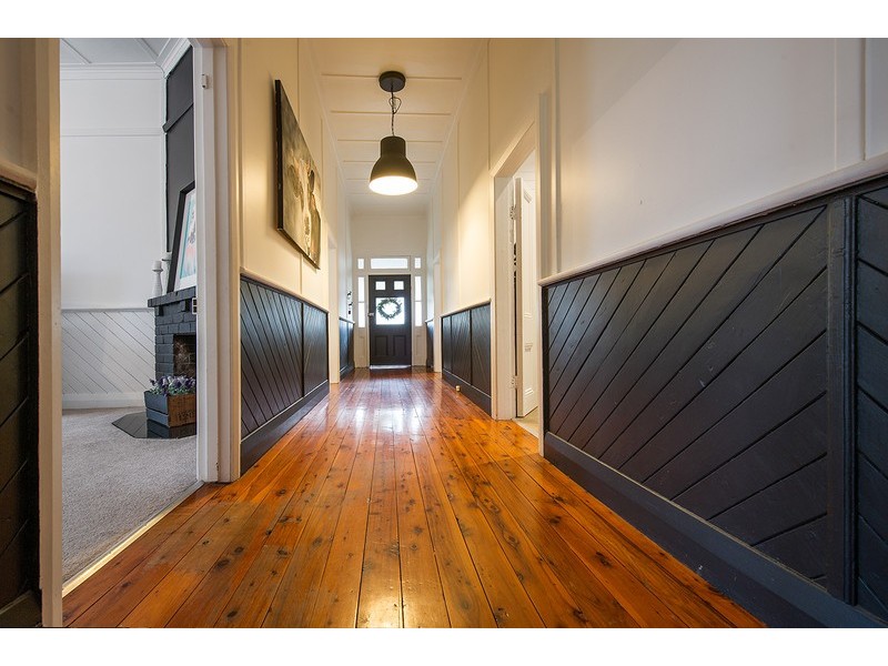 42 Hill Street, Scone NSW 2337