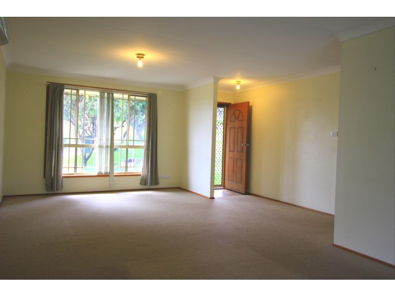 8 Peppermint Road, Muswellbrook NSW 2333