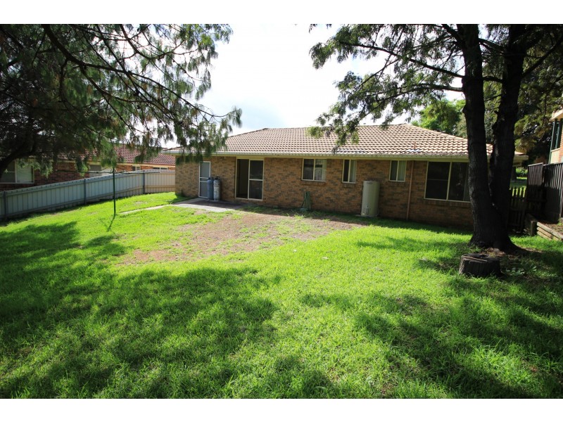 8 Peppermint Road, Muswellbrook NSW 2333