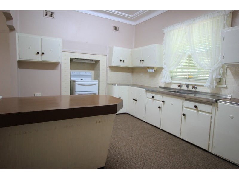 2 Eldon Street, Aberdeen NSW 2336