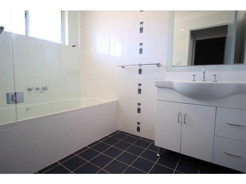 80 Segenhoe Street, Aberdeen NSW 2336