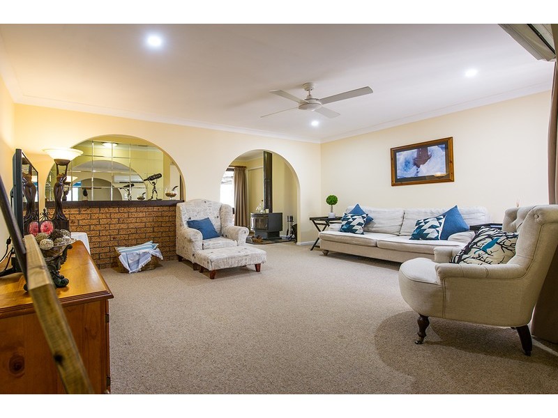 17 Woollybutt Way, Muswellbrook NSW 2333