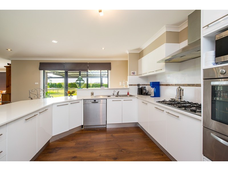 9 Kingfisher Crescent, Scone NSW 2337