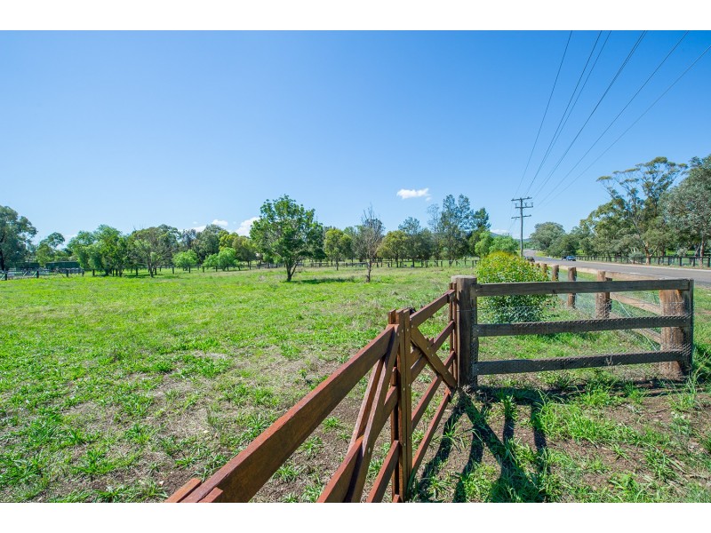 40 Moobi Road, Scone NSW 2337