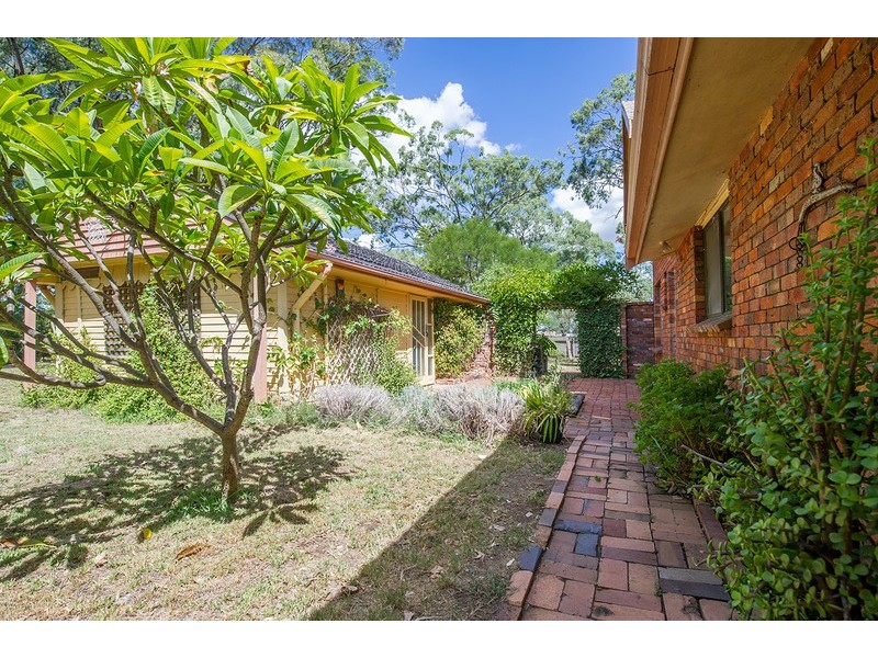 5 Macartney Place, Scone NSW 2337