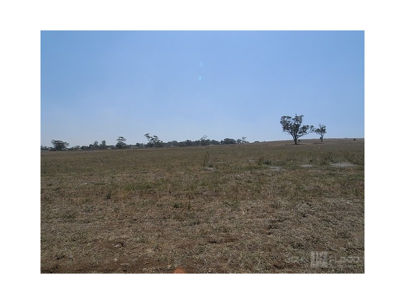 120 Perth Street, Aberdeen NSW 2336