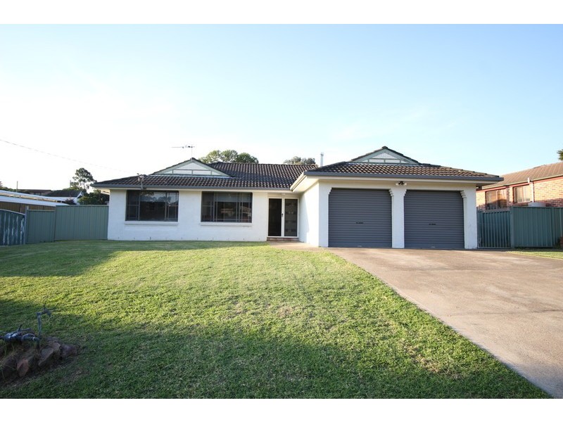 36 St Andrews Street, Aberdeen NSW 2336