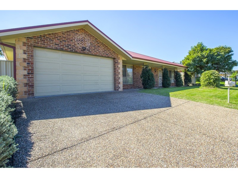 15 Silky Oak Close, Muswellbrook NSW 2333