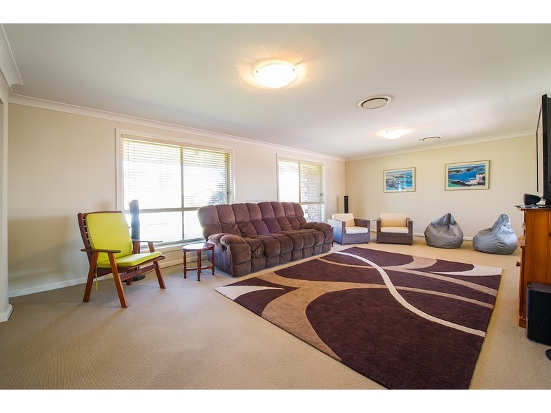 15 Silky Oak Close, Muswellbrook NSW 2333