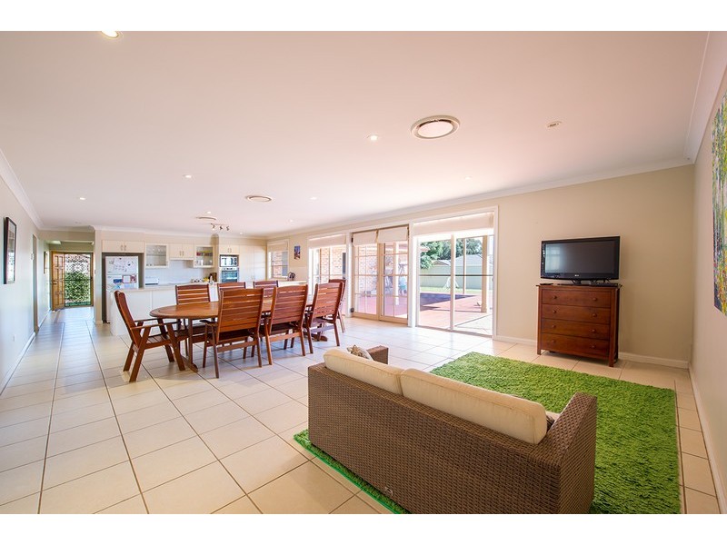 15 Silky Oak Close, Muswellbrook NSW 2333