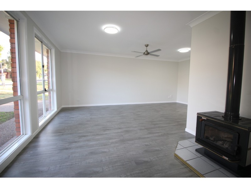 8 Beech Street, Muswellbrook NSW 2333