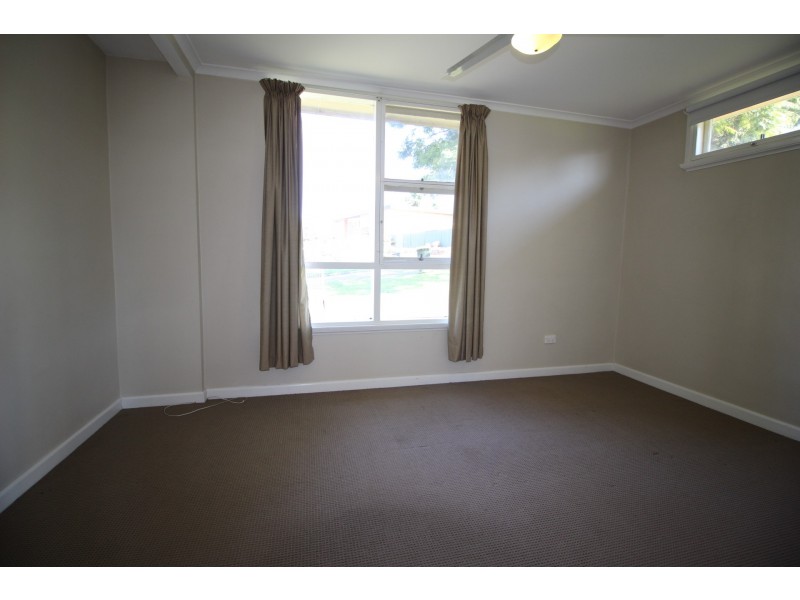 1 Shaw Crescent, Muswellbrook NSW 2333