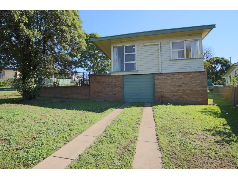 1 Shaw Crescent, Muswellbrook NSW 2333
