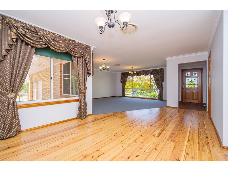 12 Burgundy Street, Muswellbrook NSW 2333