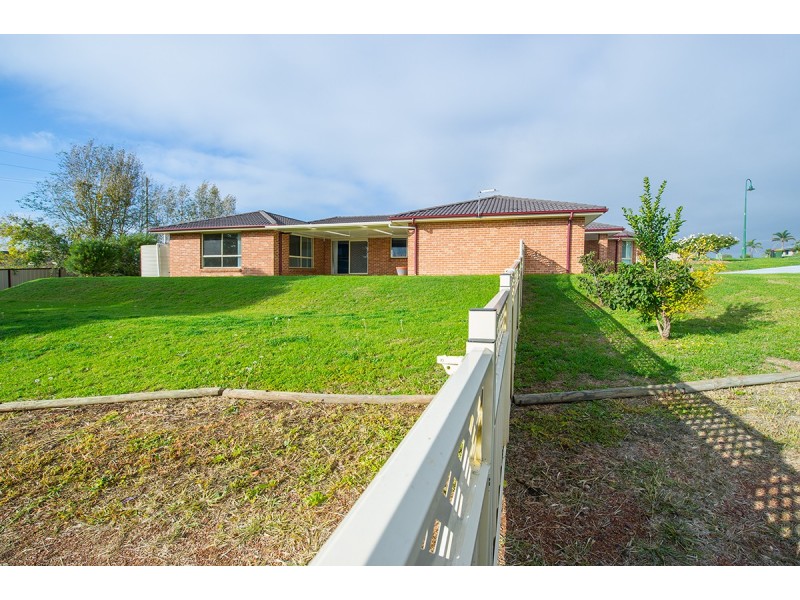 11 Alexander Close, Aberdeen NSW 2336