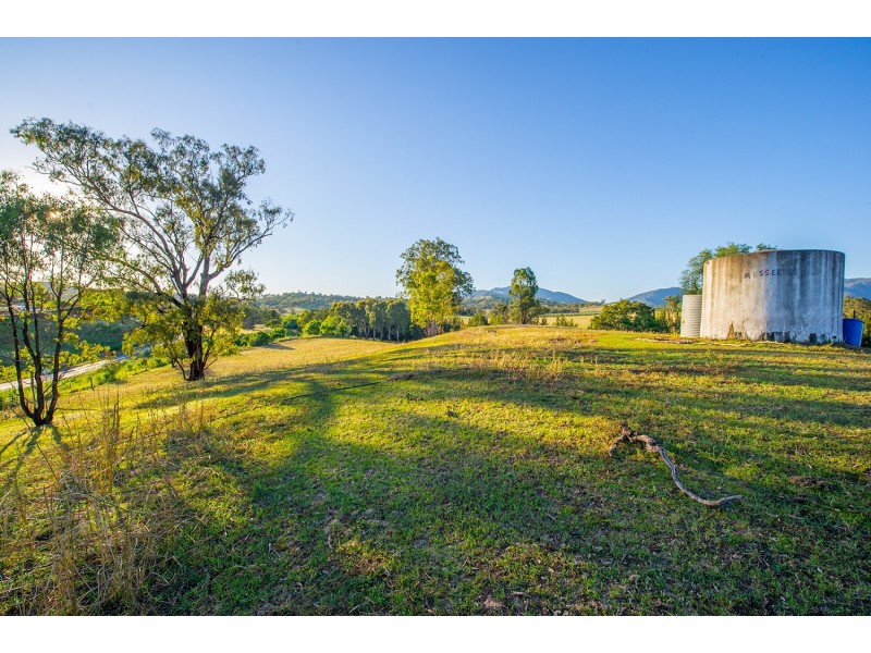 1967 Waverley Street, Gundy NSW 2337